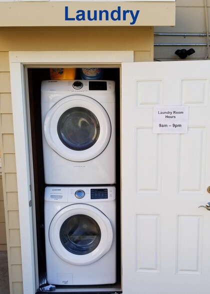 Building Photo - 660 Railroad Ave