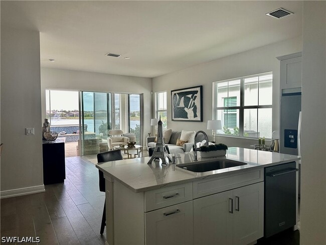 Building Photo - 9179 Cayman Dr
