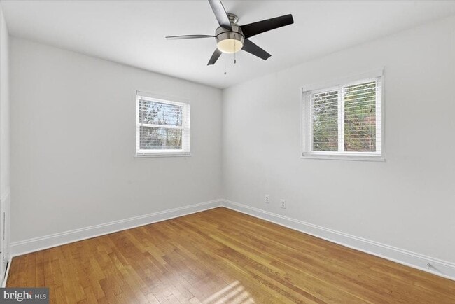 Building Photo - 4410 Vermont Ave