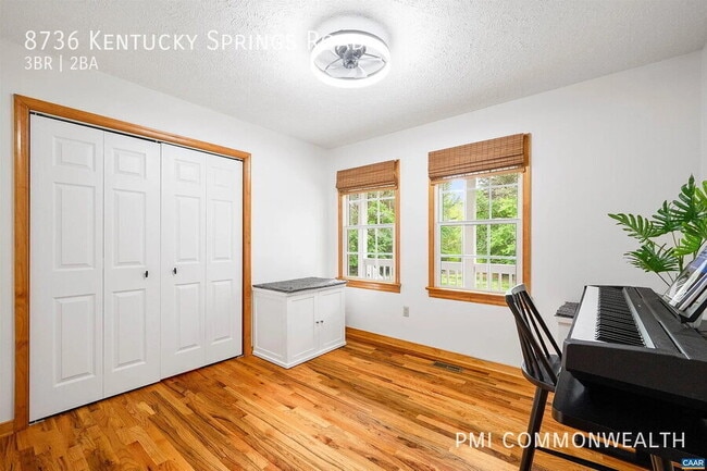 Building Photo - 8736 Kentucky Springs Rd