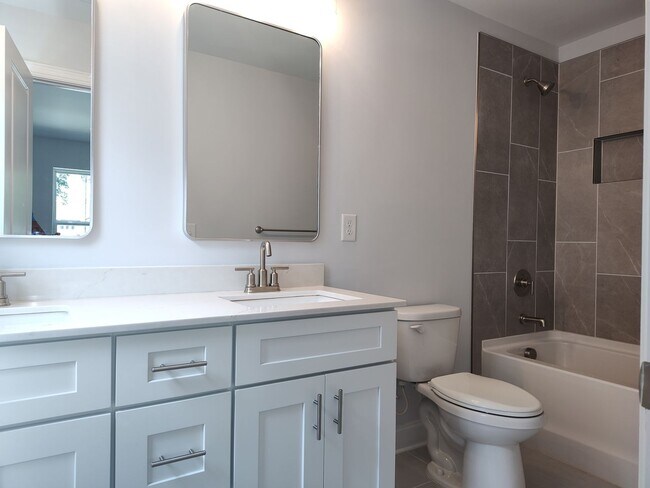 Building Photo - New Build end-unit townhome in the Druid H...