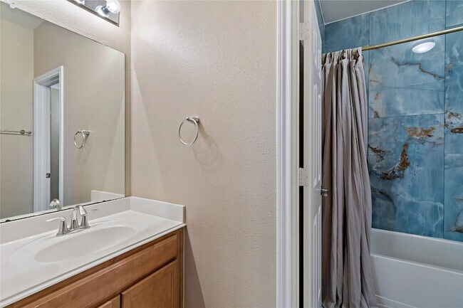 Building Photo - 13601 May Pine Ct