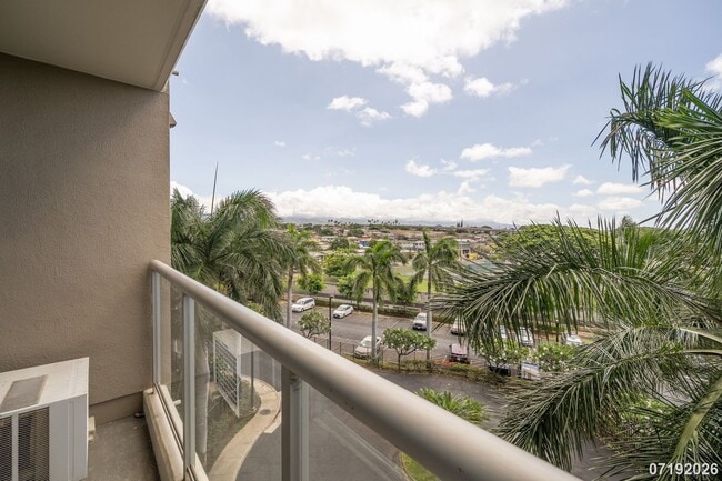 Building Photo - $2,500 / 2br - 2 BED 1 BATH CONDO IN PLANTATION TOWN APTS