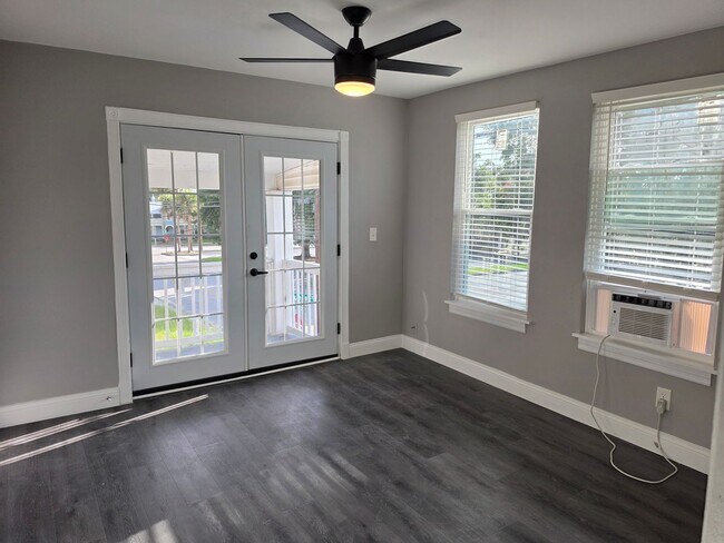 Building Photo - 202 Luella Ct