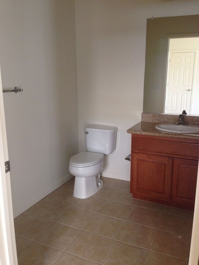 Building Photo - Studio in North East Santa Rosa