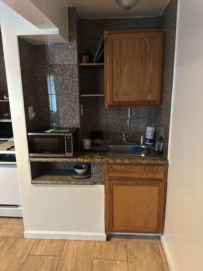 Building Photo - 25 Vía Delizia