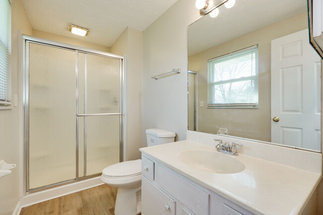 Building Photo - 3800 Corkwood Dr