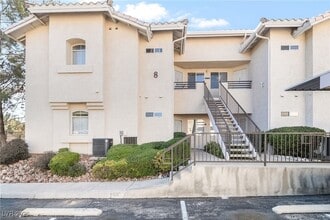 Building Photo - 3320 S Fort Apache Rd