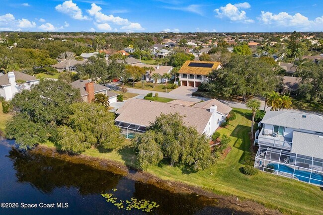 Building Photo - 662 Rossmoor Cir