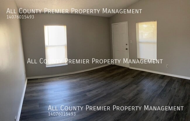 Building Photo - 1215 Ravida Cir