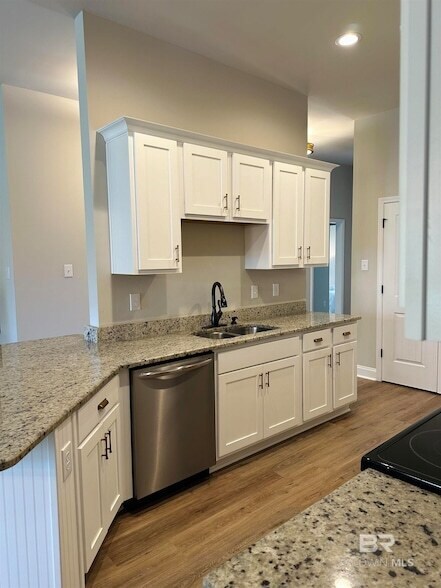 Building Photo - 10653 Brodick Lp