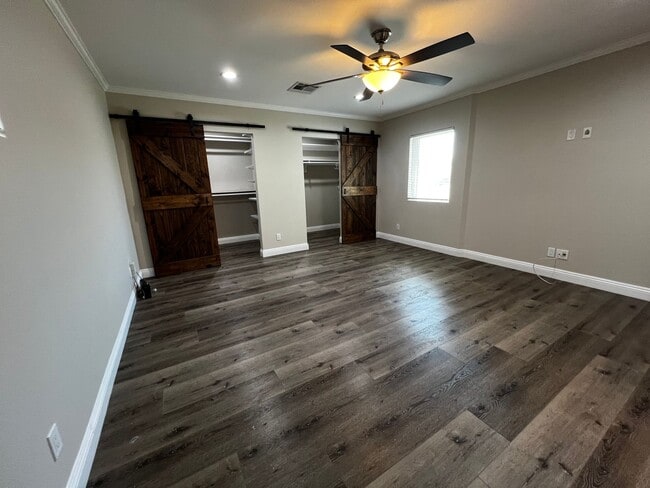 Building Photo - 3 Bed 2 Bath Home For Rent in an Excellent...