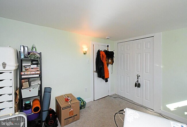 Building Photo - 2 High St