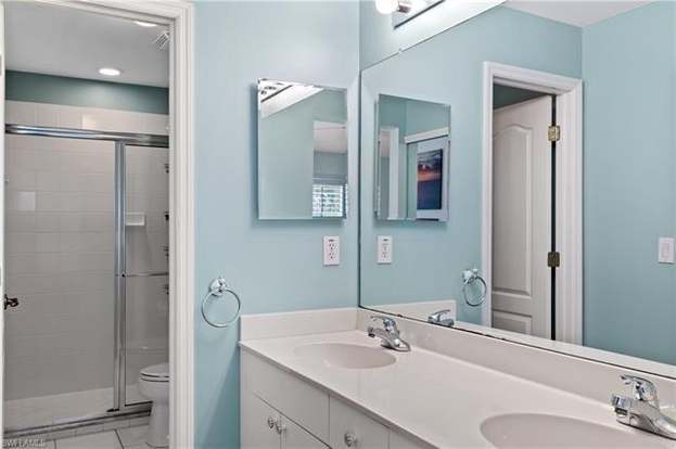 Building Photo - 15035 Sterling Oaks Dr