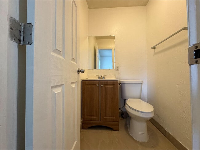 Building Photo - 788 NW 15th Pl