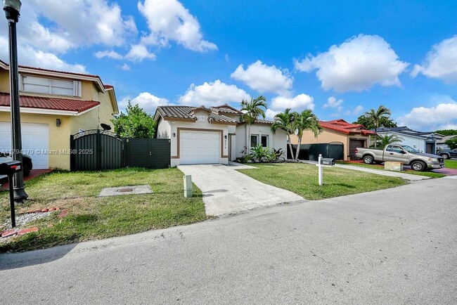 Building Photo - 8574 SW 211th Terrace