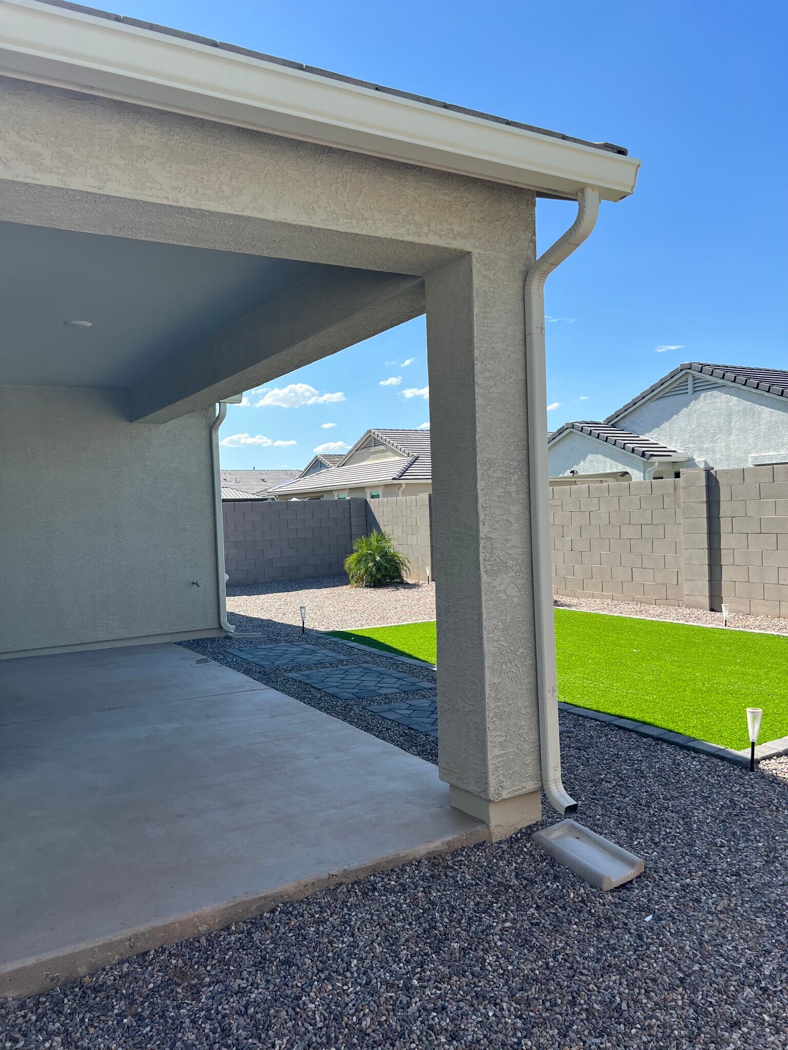 Large covered patio - 37640 W San Sisto Ave
