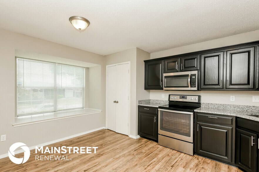 Building Photo - 5545 Alta Verde Cir