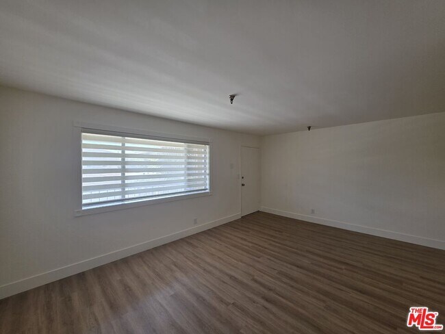 Building Photo - 3204 139th St