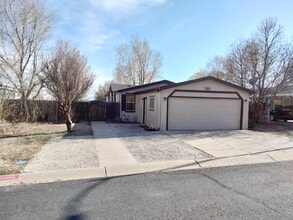 Building Photo - 4821 E Lowell Dr