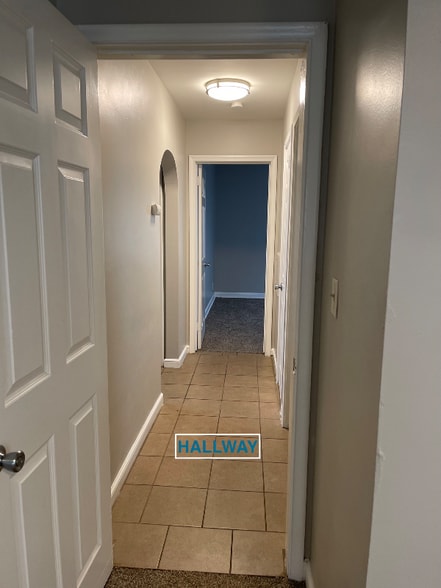 Building Photo - 3701 N Aldrich Ave