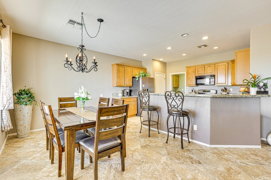 Building Photo - 22410 N Arrellaga Dr