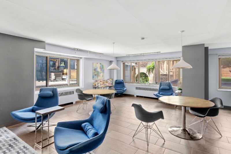 Building Photo - 1350 N Ritchie Ct