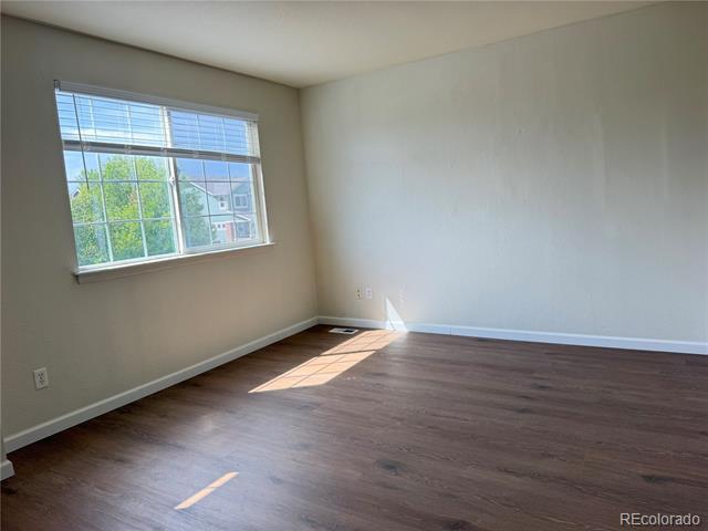 Building Photo - 11376 Jersey Dr