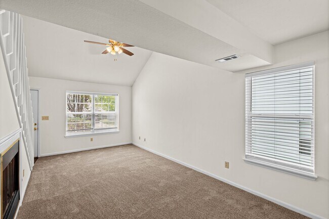 Building Photo - 3523-3525 Prescott Dr.