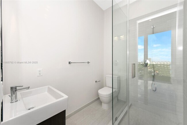 Building Photo - 2669 S Bayshore Dr