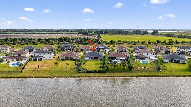 Building Photo - 799 Hookline Cir