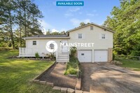 Building Photo - 4872 Pebblebrook Dr
