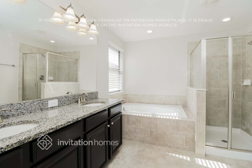 Building Photo - 28432 Pleasant Bay Lp