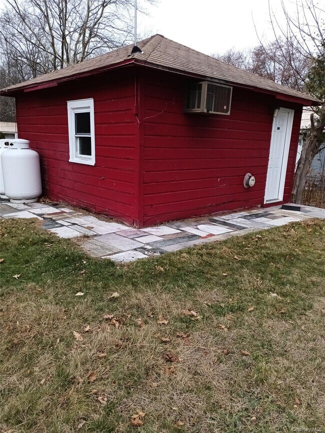 Building Photo - 200 Fosler Rd