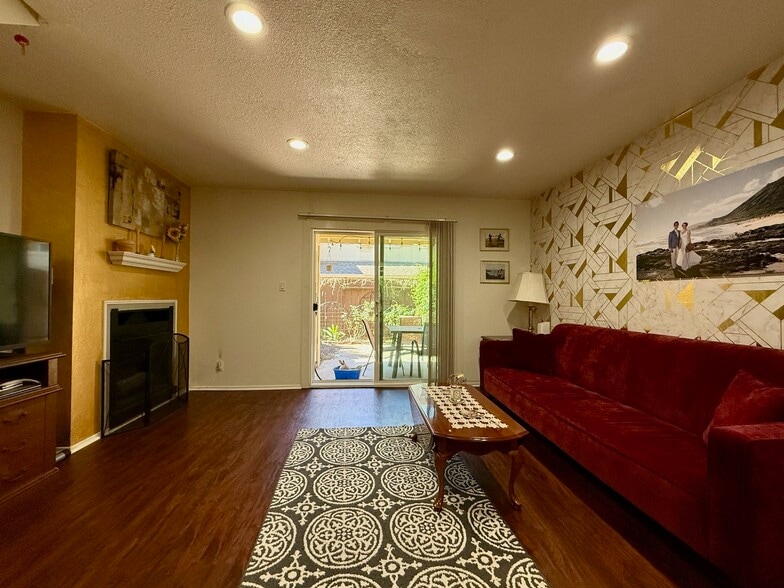 Living Room - 3150 Landess Ave
