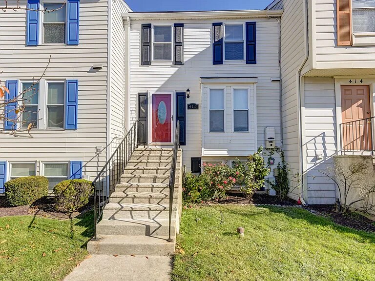 Building Photo - 416 Valiant Cir