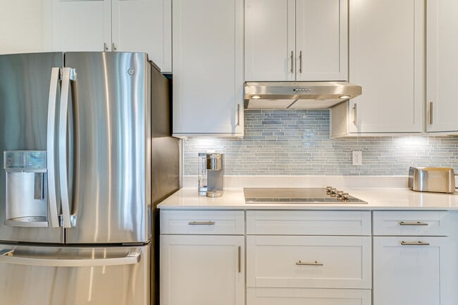 Building Photo - 17180 Jadestone Ct