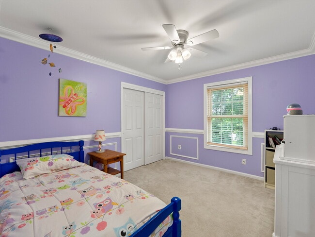 Building Photo - "Stunning 4-Bed Gem with Finished Basement...