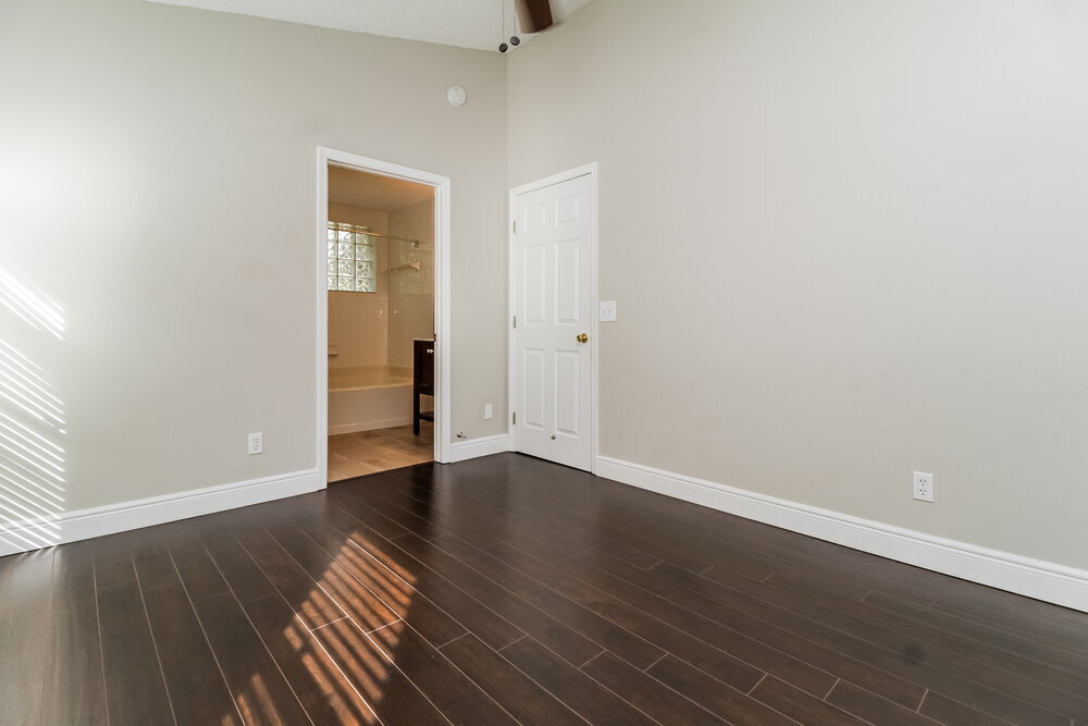 Building Photo - 2640 Woods Edge Cir