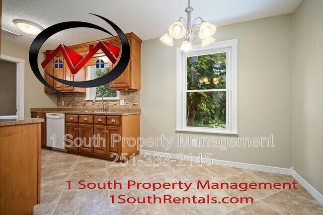 Building Photo - 8771 Zeeland Dr