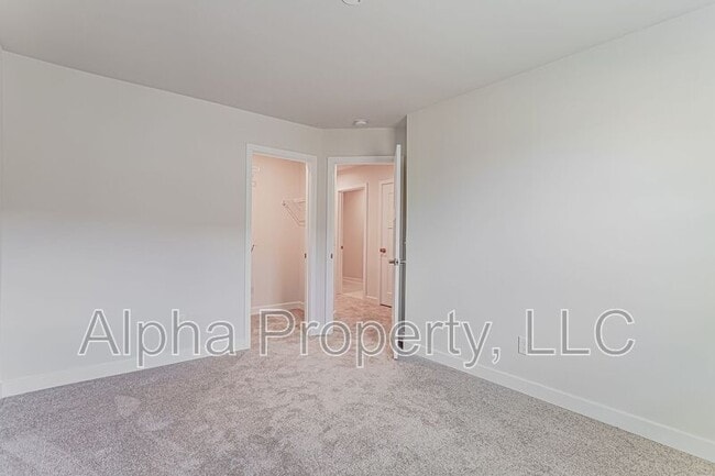 Building Photo - 130 Eagle Wood Dr