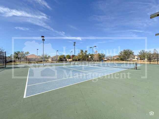 Building Photo - 6720 Great Bear Dr