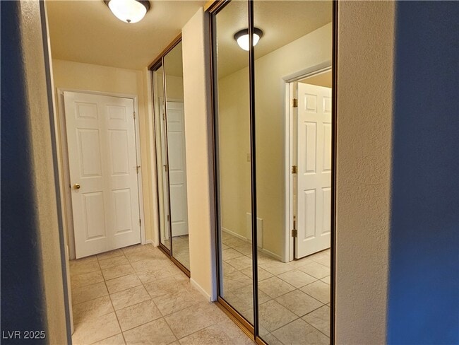Building Photo - 2851 S Valley View Blvd