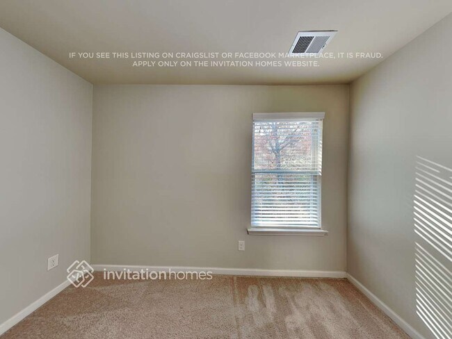 Building Photo - 436 Grenier Terrace NE