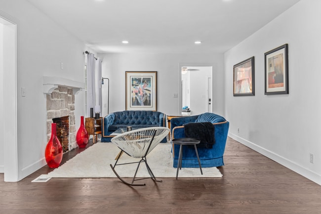 Building Photo - For Rent | Fully Furnished 5,000 Sq. Ft. Luxury Home with Pool