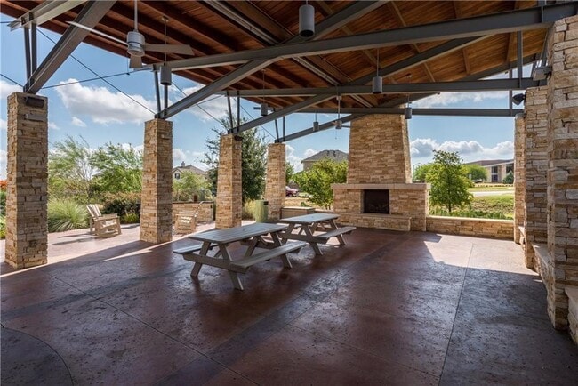 Building Photo - 1161 La Conterra Blvd