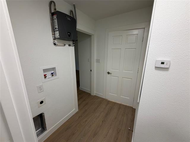 Building Photo - 1010 Vine St