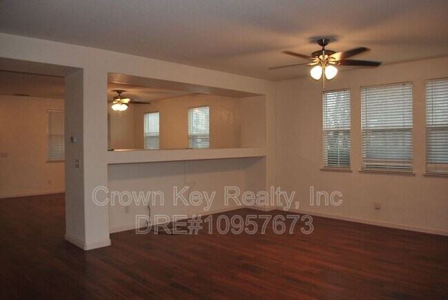 Building Photo - 297 Emory Oak Pl