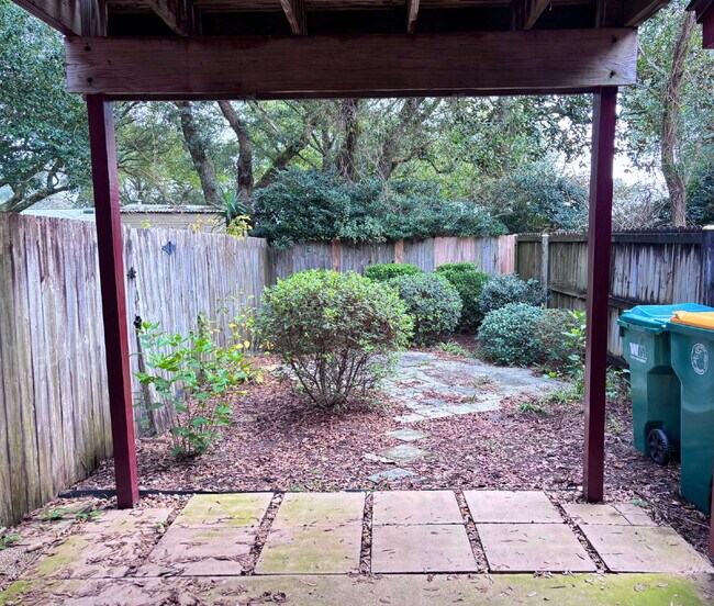 Building Photo - $200.00 Off First Months Rent!