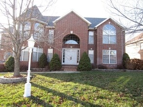 Building Photo - Dramatic Copper Mill Home with Huge Formal Living and Dining Rooms